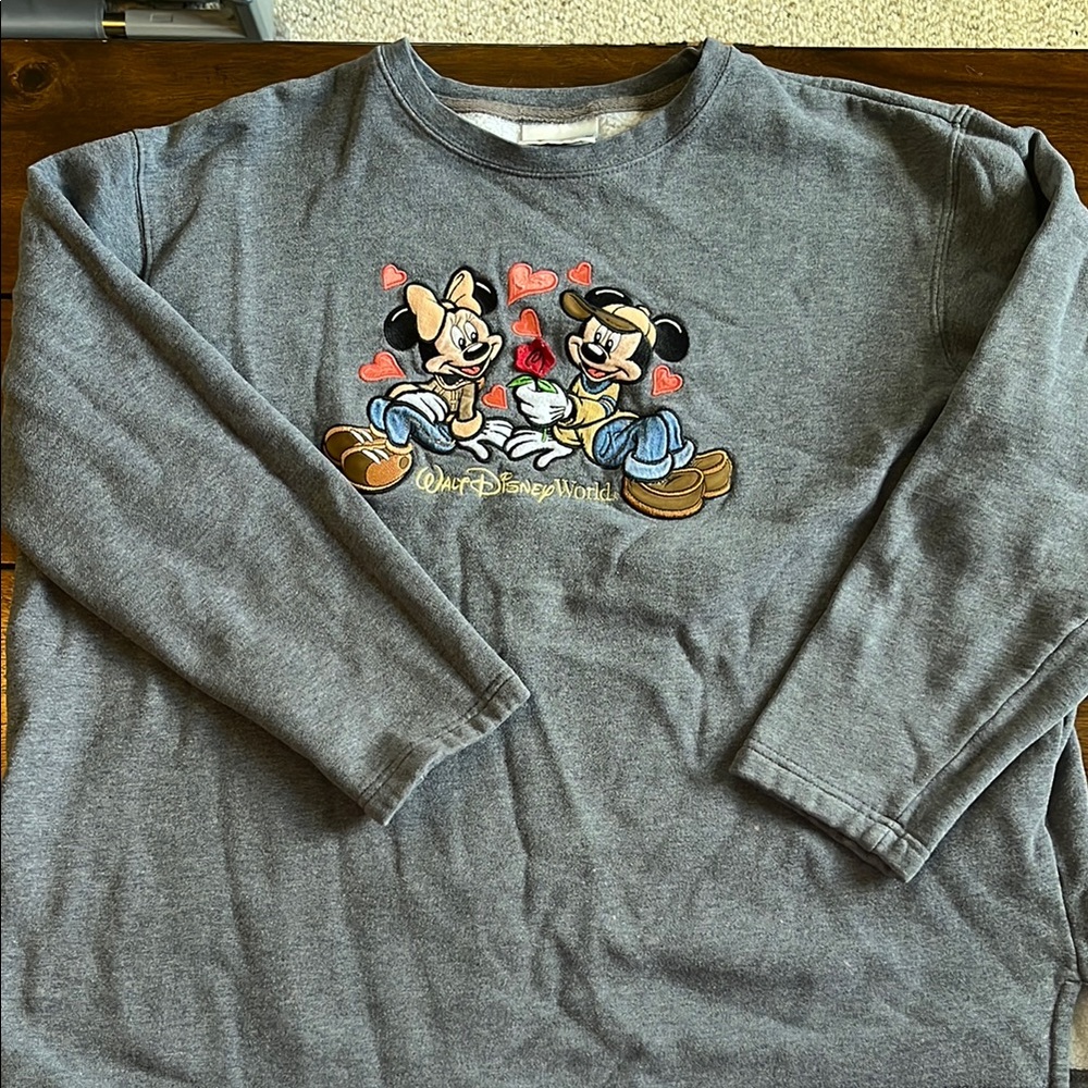 Vintage Walt Disney world sweatshirt